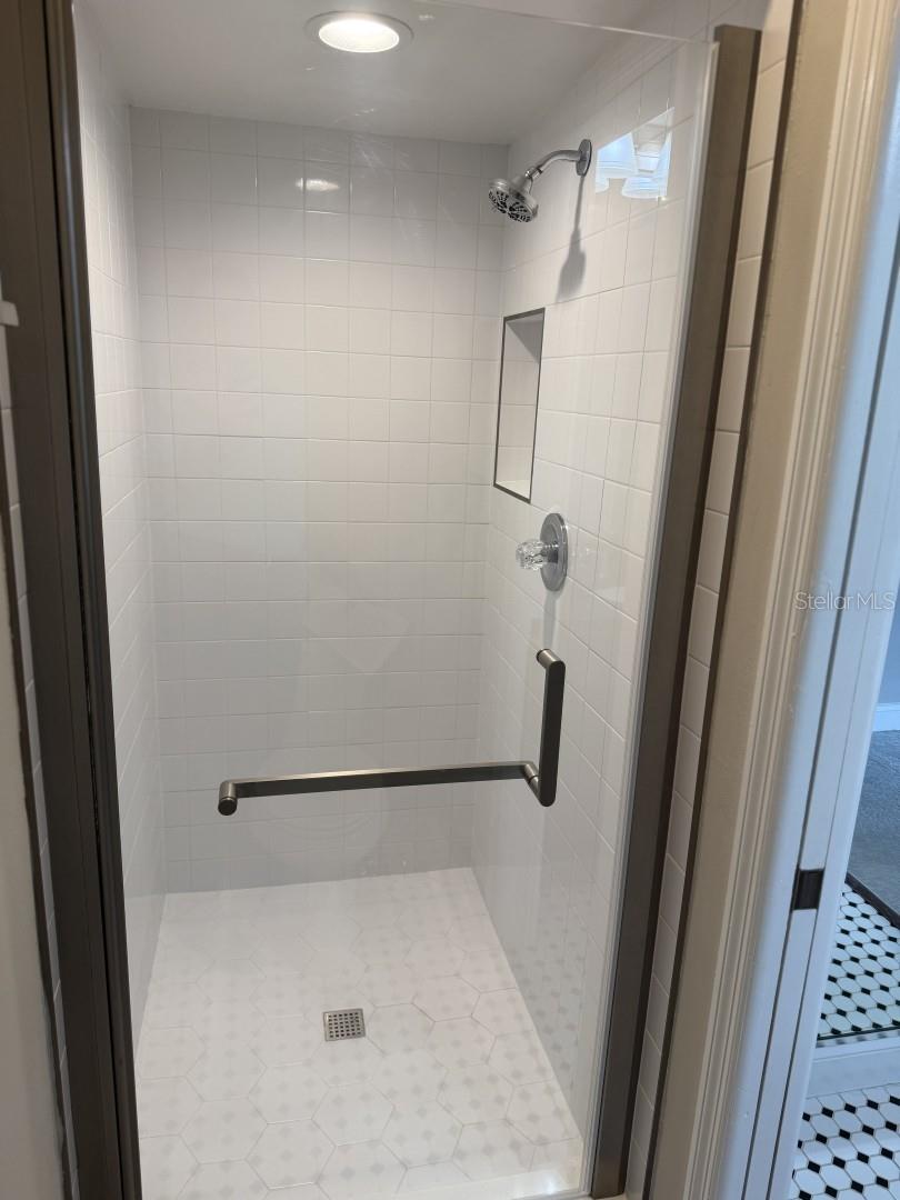 GLEN PARK CONDO - Residential
