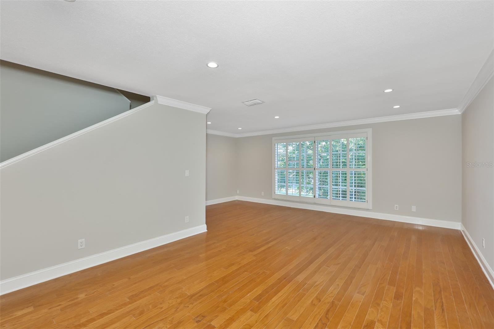 GLEN PARK CONDO - Residential