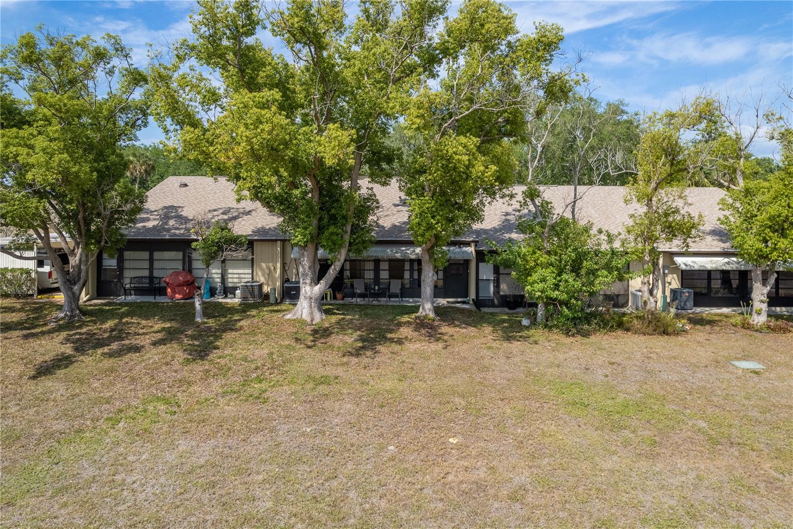 DOLLAR LAKE VILLAGE CONDO 01 - Residential