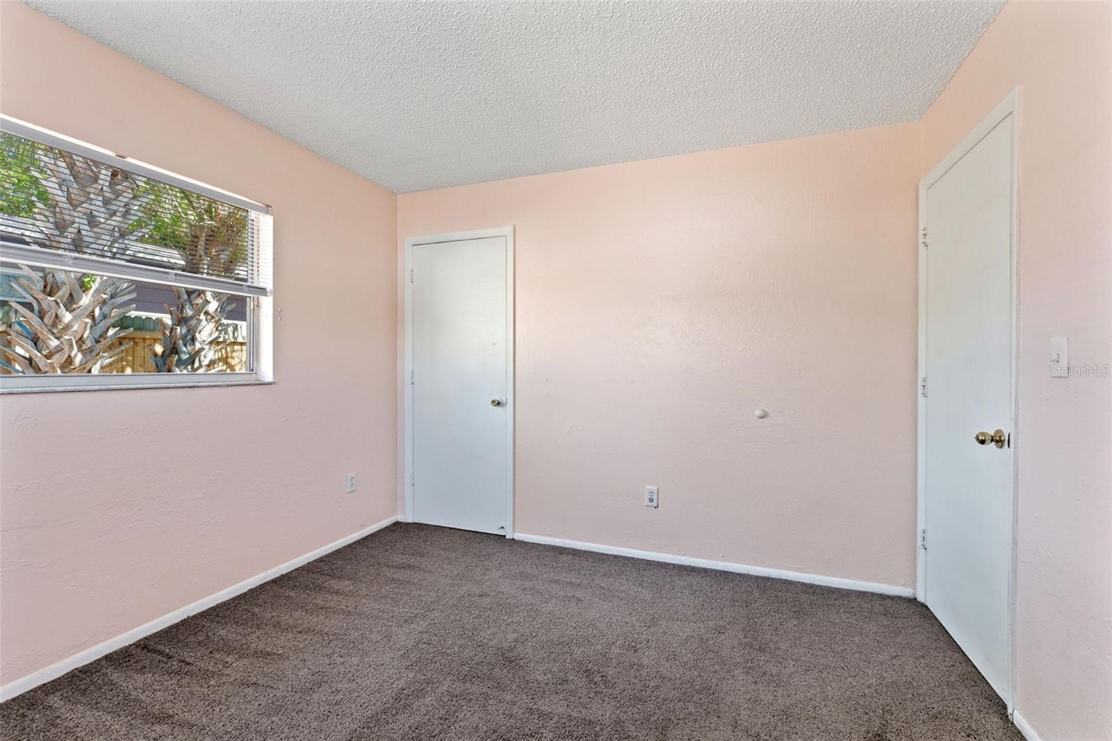 BAYOU HEIGHTS HANLONS - Residential