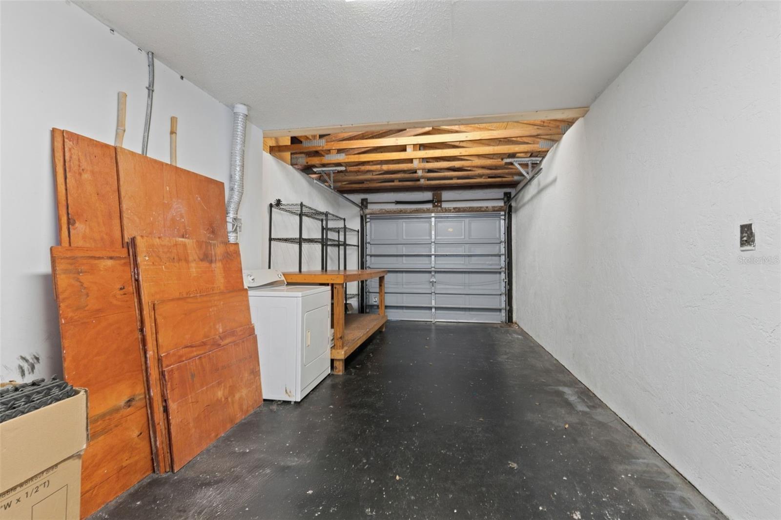 BAYOU HEIGHTS HANLONS - Residential