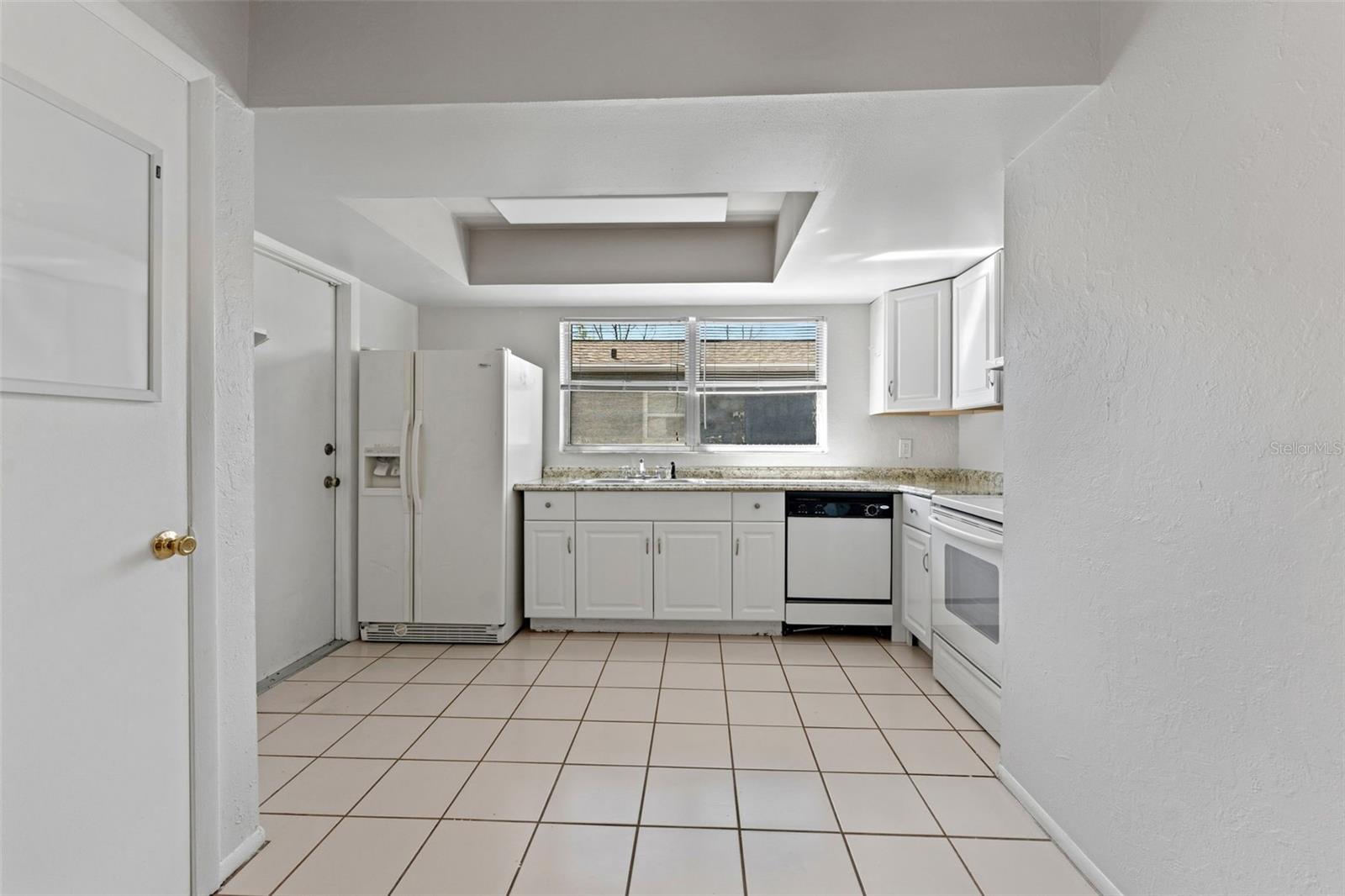 BAYOU HEIGHTS HANLONS - Residential