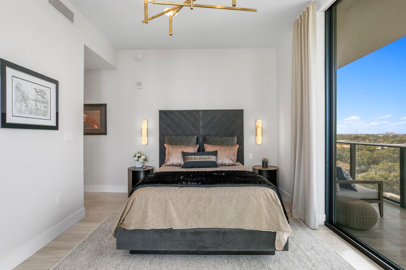 THE RITZ-CARLTON RESIDENCES - Residential