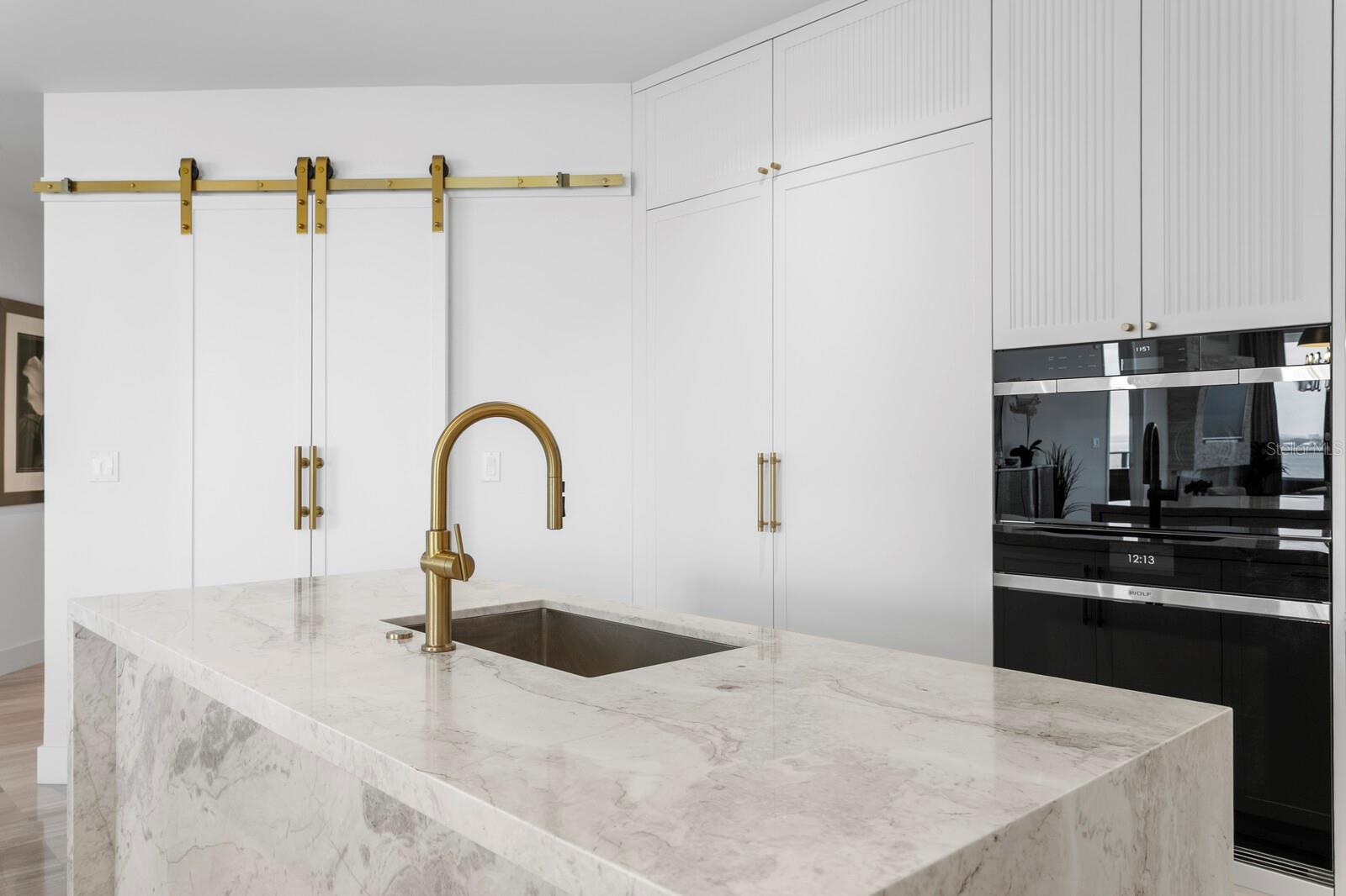 THE RITZ-CARLTON RESIDENCES - Residential