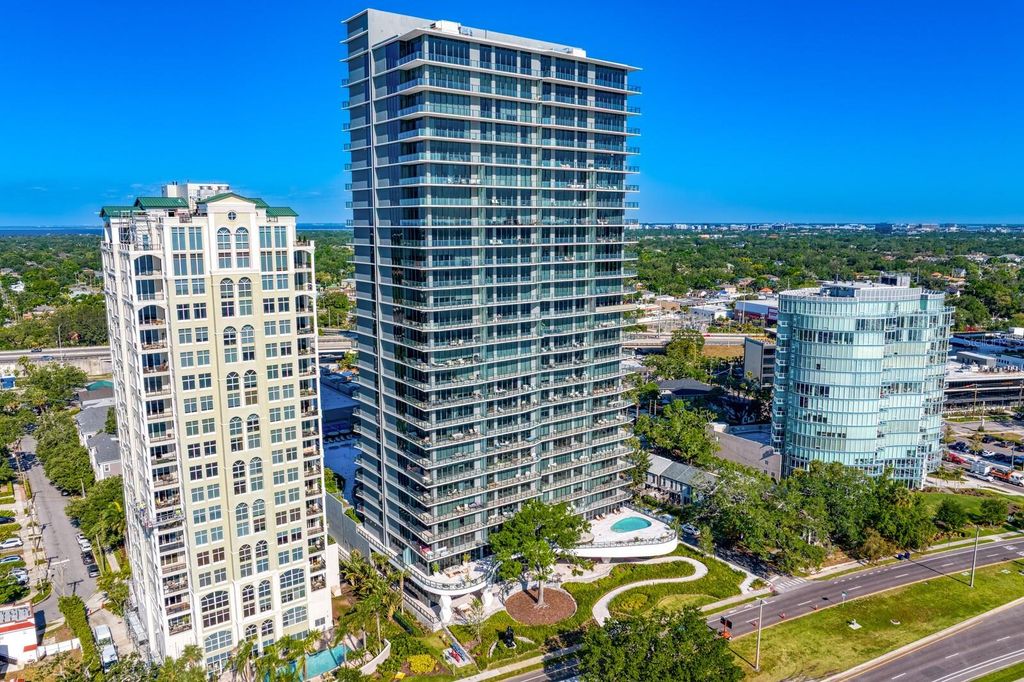 Photo of 3101 W Bayshore Boulevard #801, Tampa, FL 33629 (MLS # TB8461399)