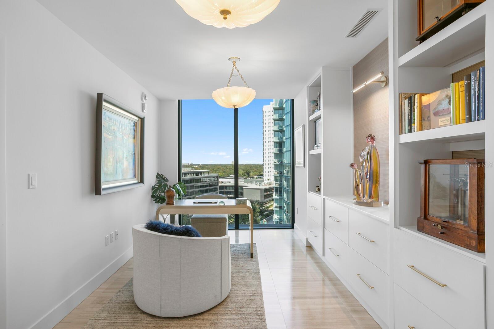 THE RITZ-CARLTON RESIDENCES - Residential