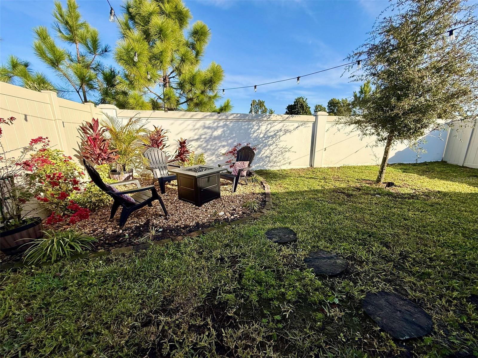 20873 DRAKE ELM DRIVE