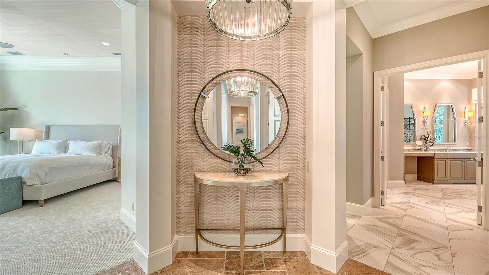 FOUNDERS CLUB - Residential