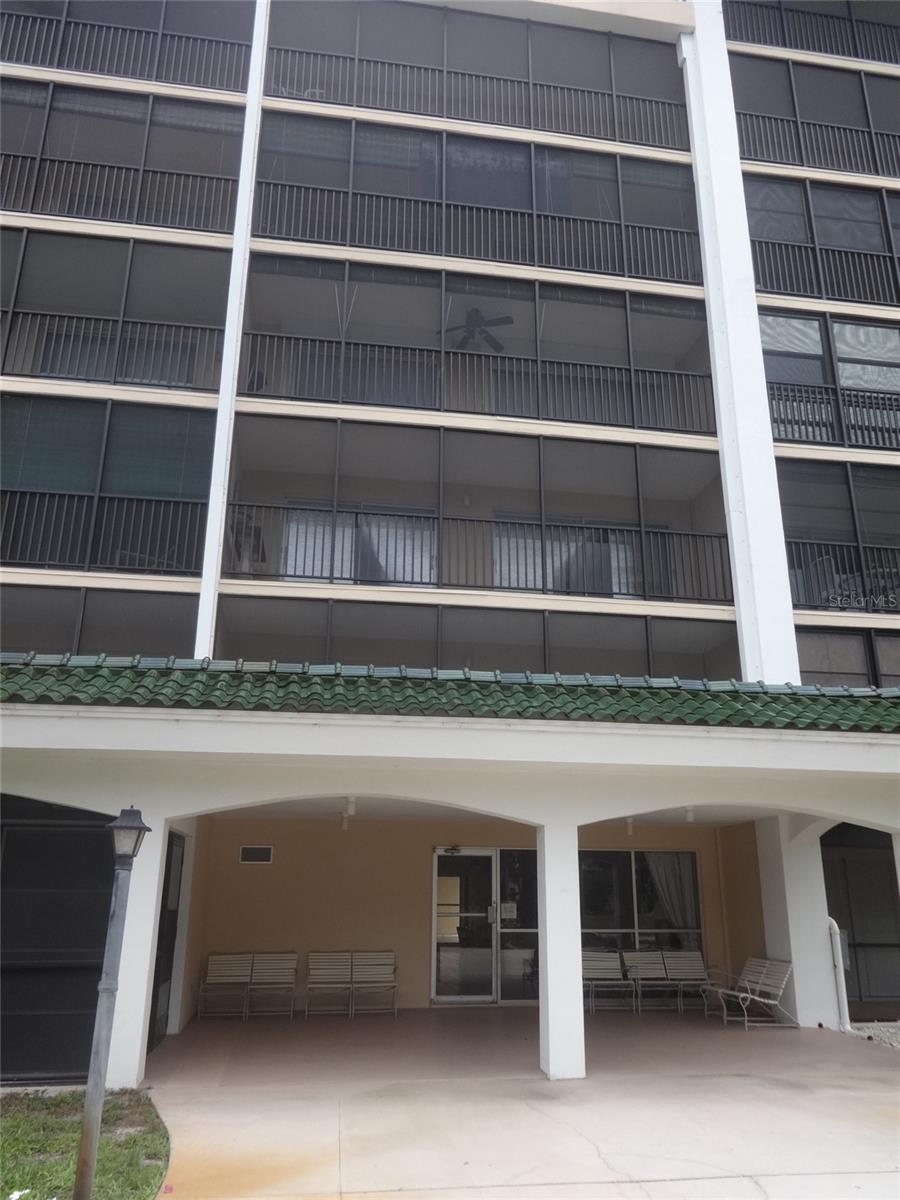 512 W VENICE AVENUE 205
