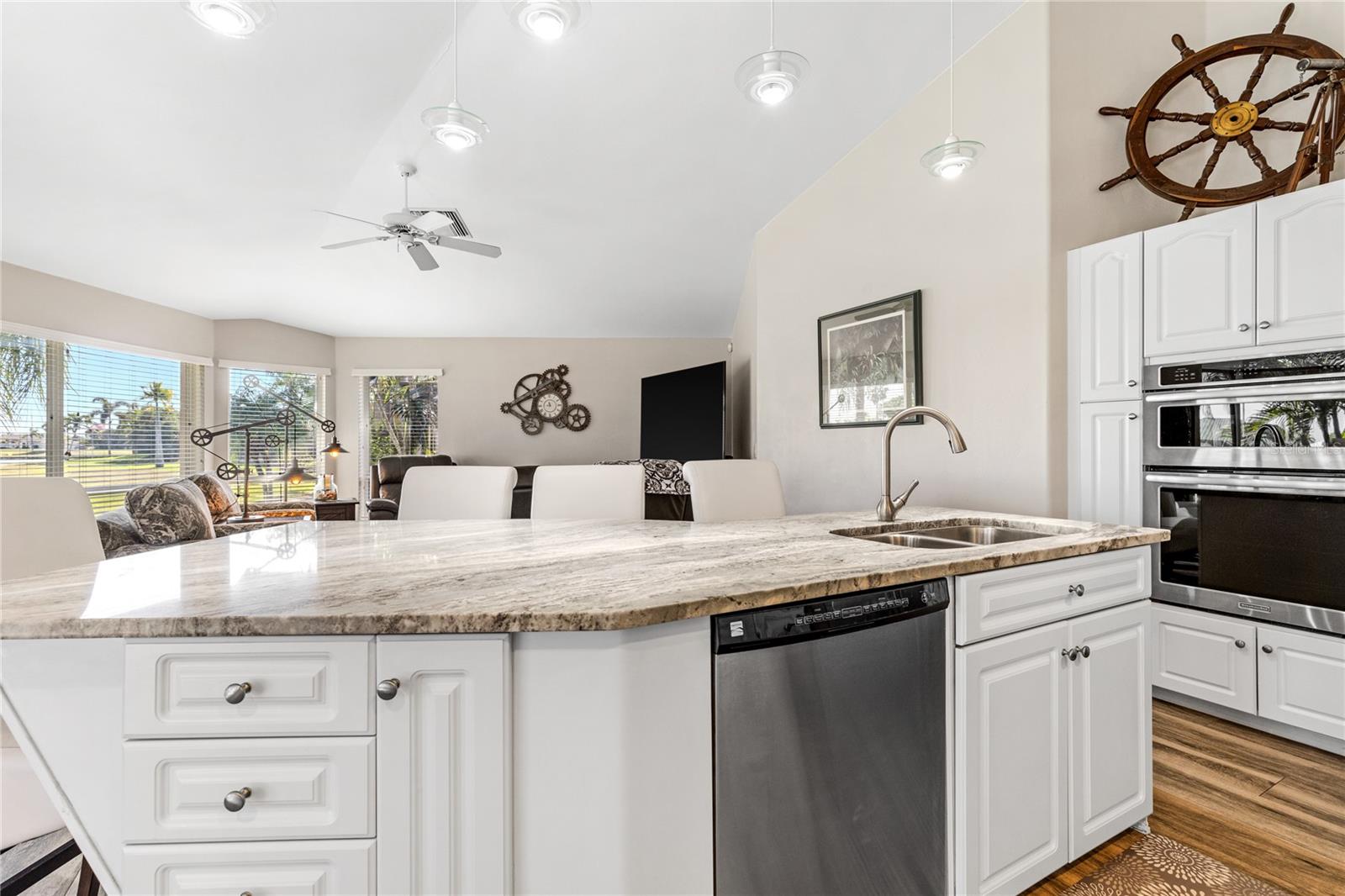 ROYAL TEE COUNTRY CLUB ESTATES - Residential