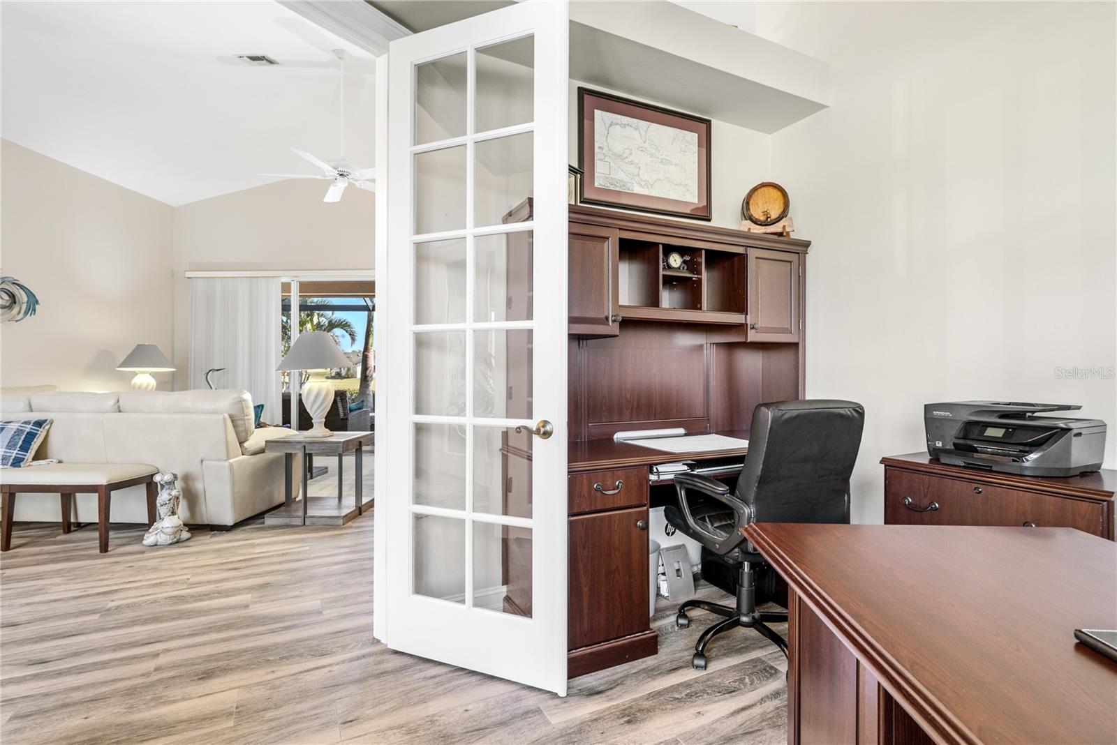 ROYAL TEE COUNTRY CLUB ESTATES - Residential