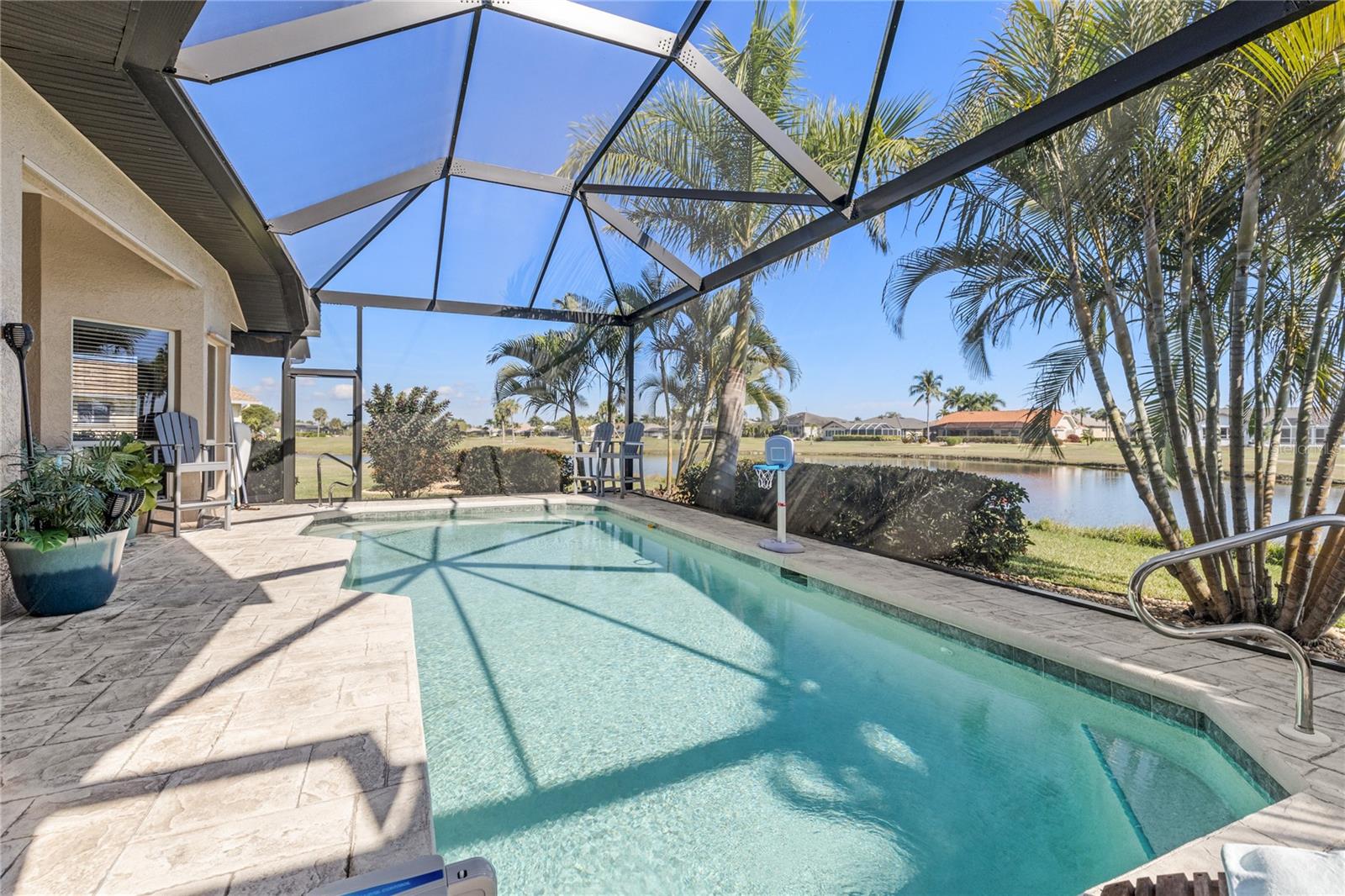 ROYAL TEE COUNTRY CLUB ESTATES - Residential