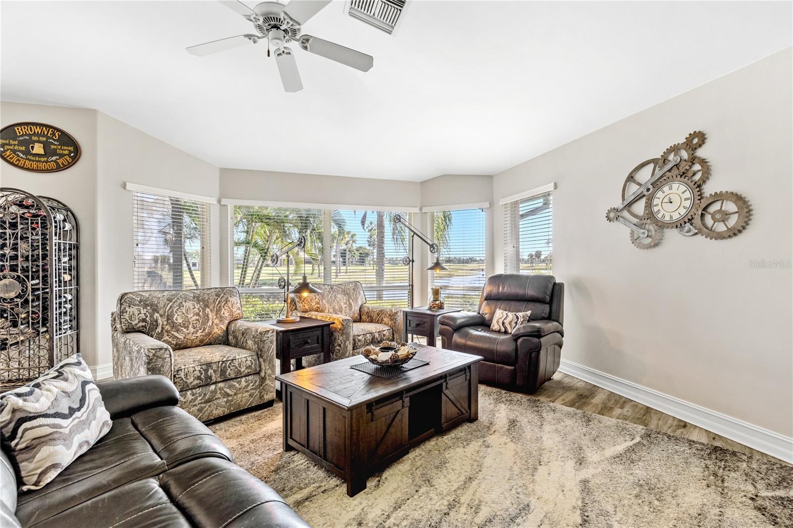 ROYAL TEE COUNTRY CLUB ESTATES - Residential