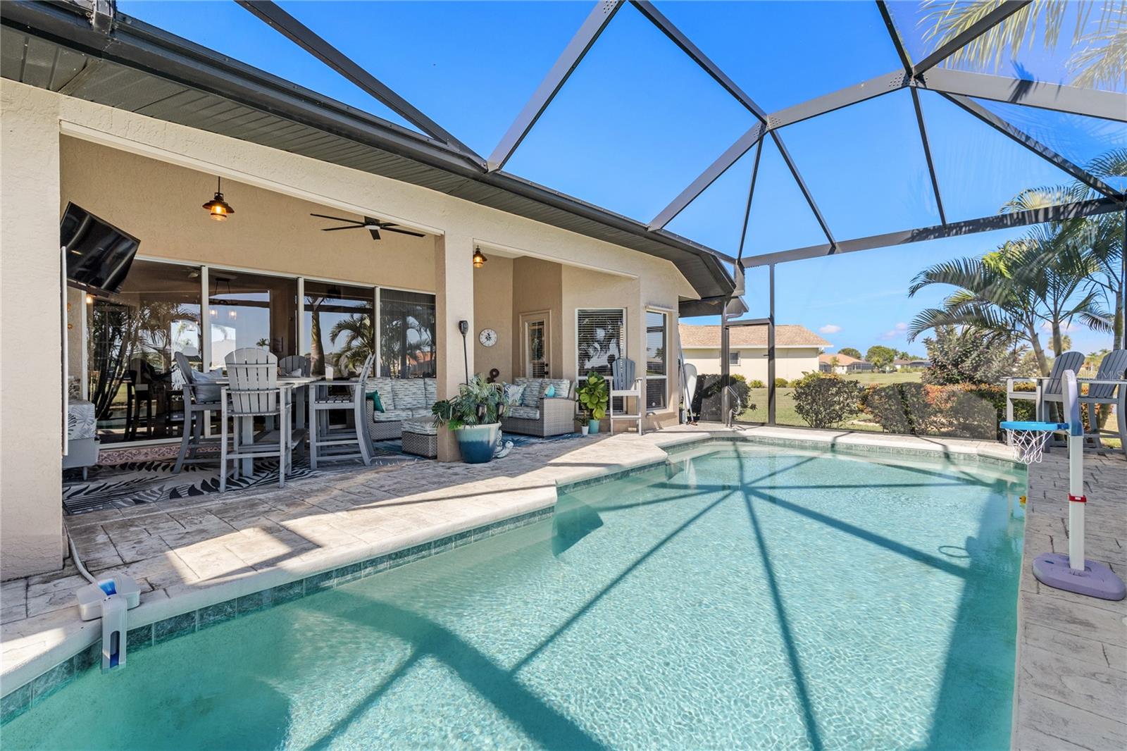 ROYAL TEE COUNTRY CLUB ESTATES - Residential