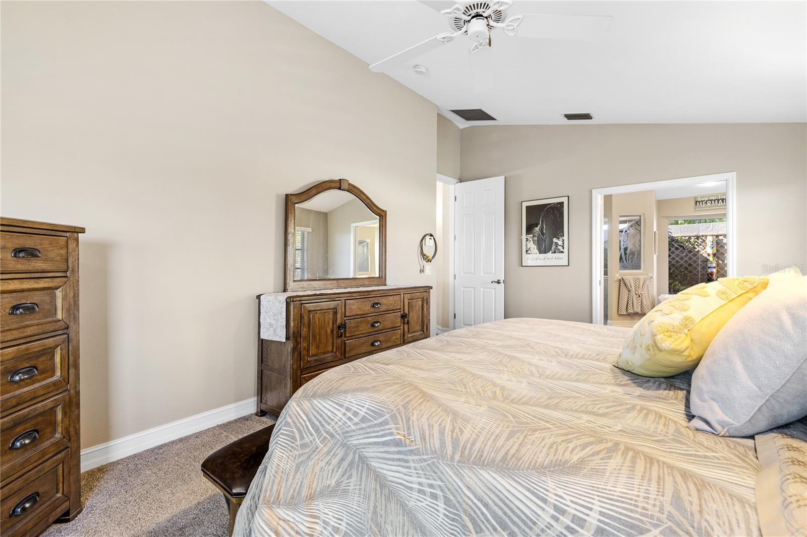 ROYAL TEE COUNTRY CLUB ESTATES - Residential