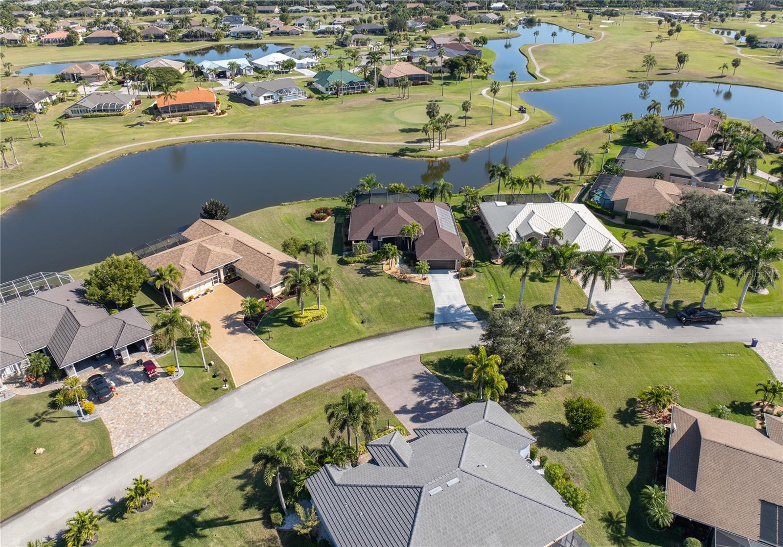 ROYAL TEE COUNTRY CLUB ESTATES - Residential