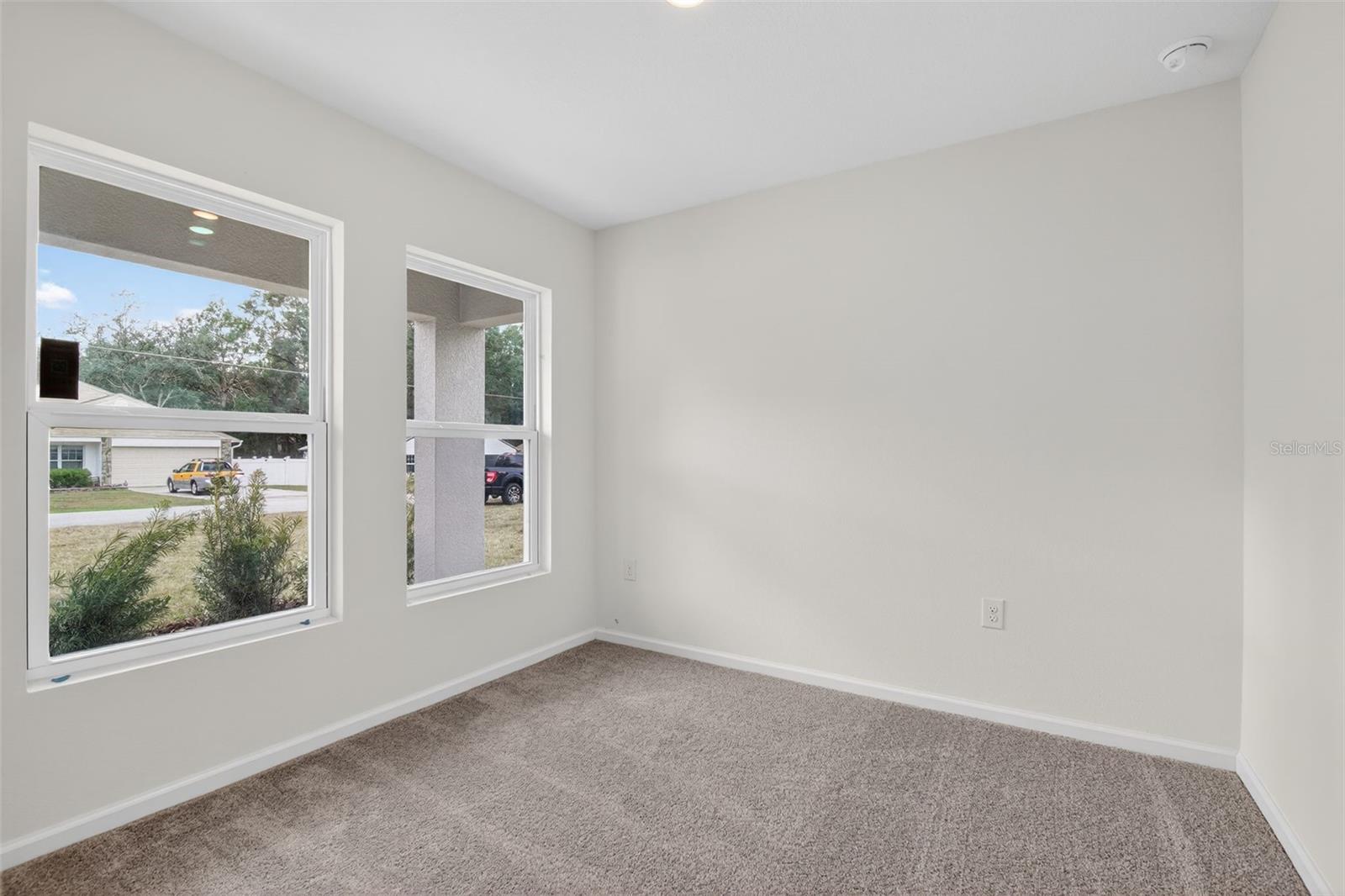 RAINBOW LAKES ESTATES - Residential