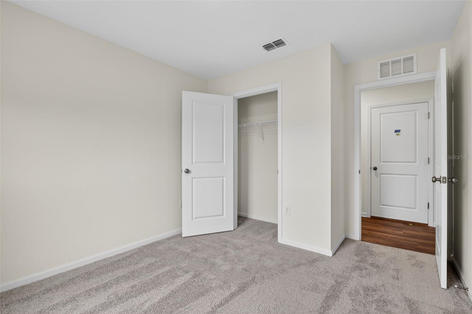 RAINBOW LAKES ESTATES - Residential