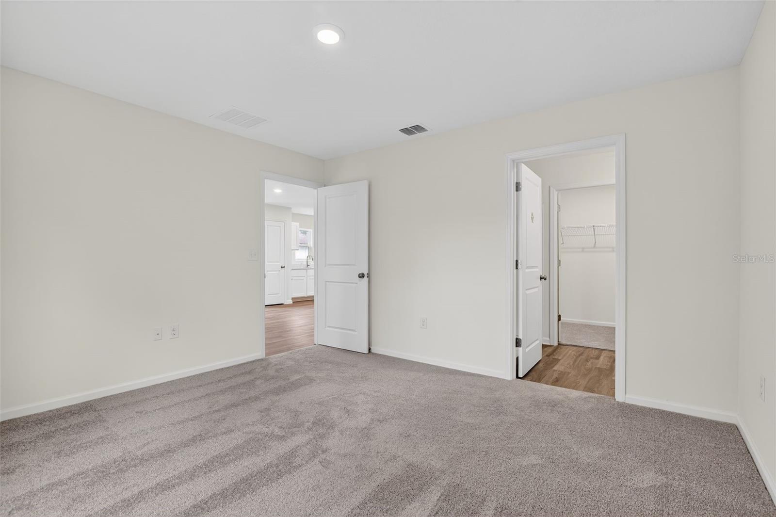 RAINBOW LAKES ESTATES - Residential