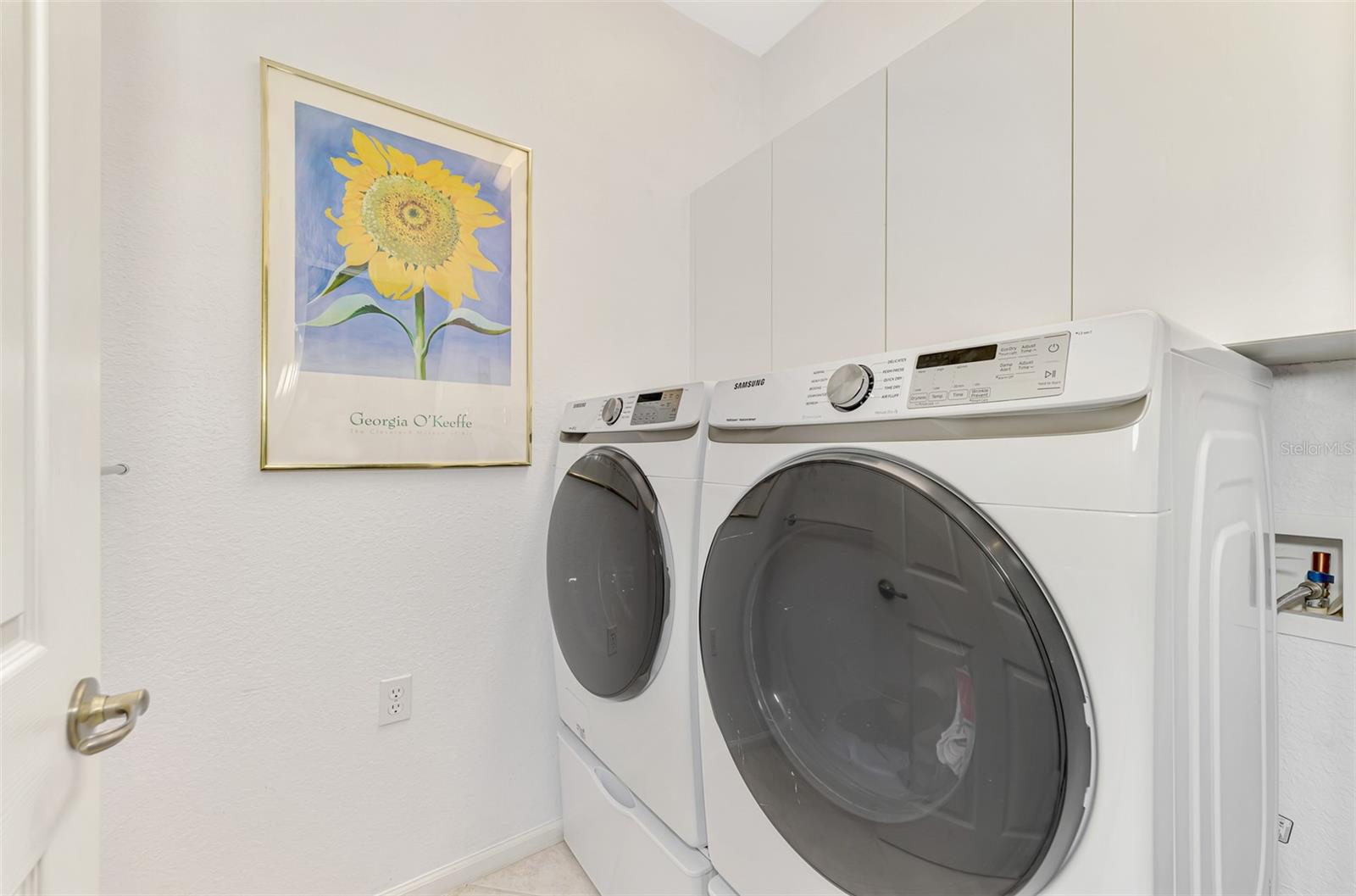 RIVERWOOD - Residential