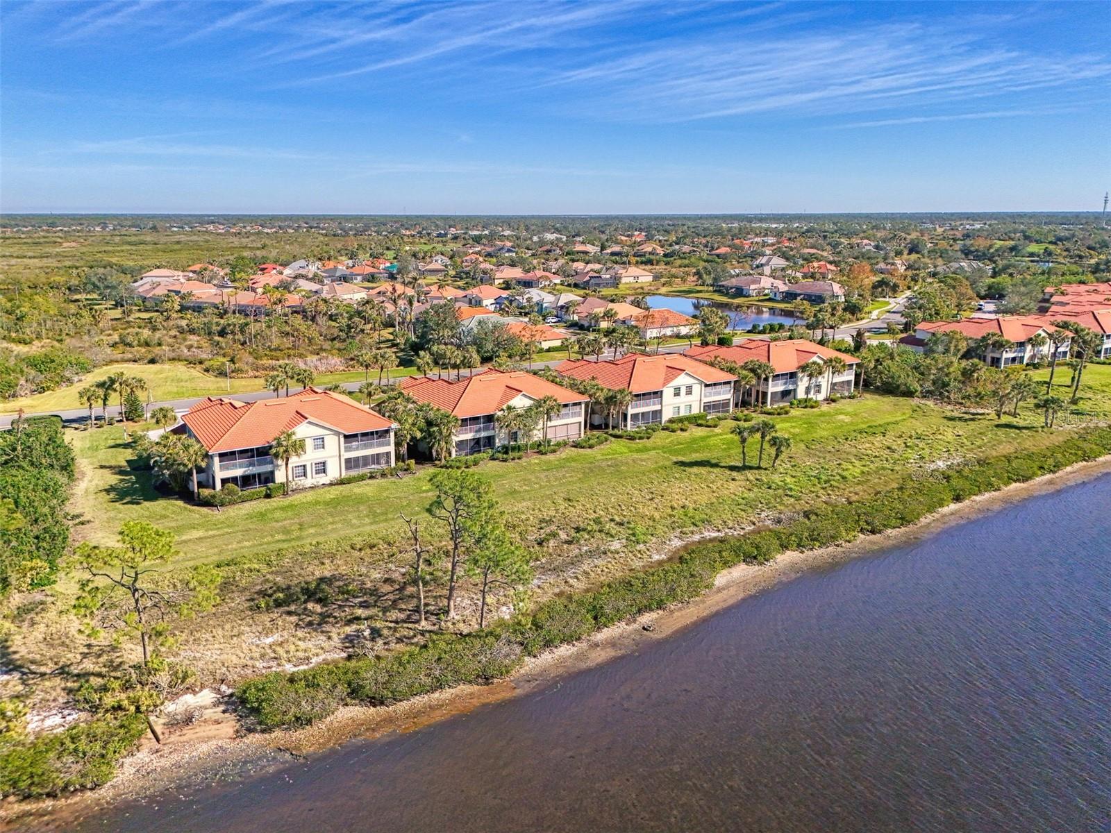 RIVERWOOD - Residential