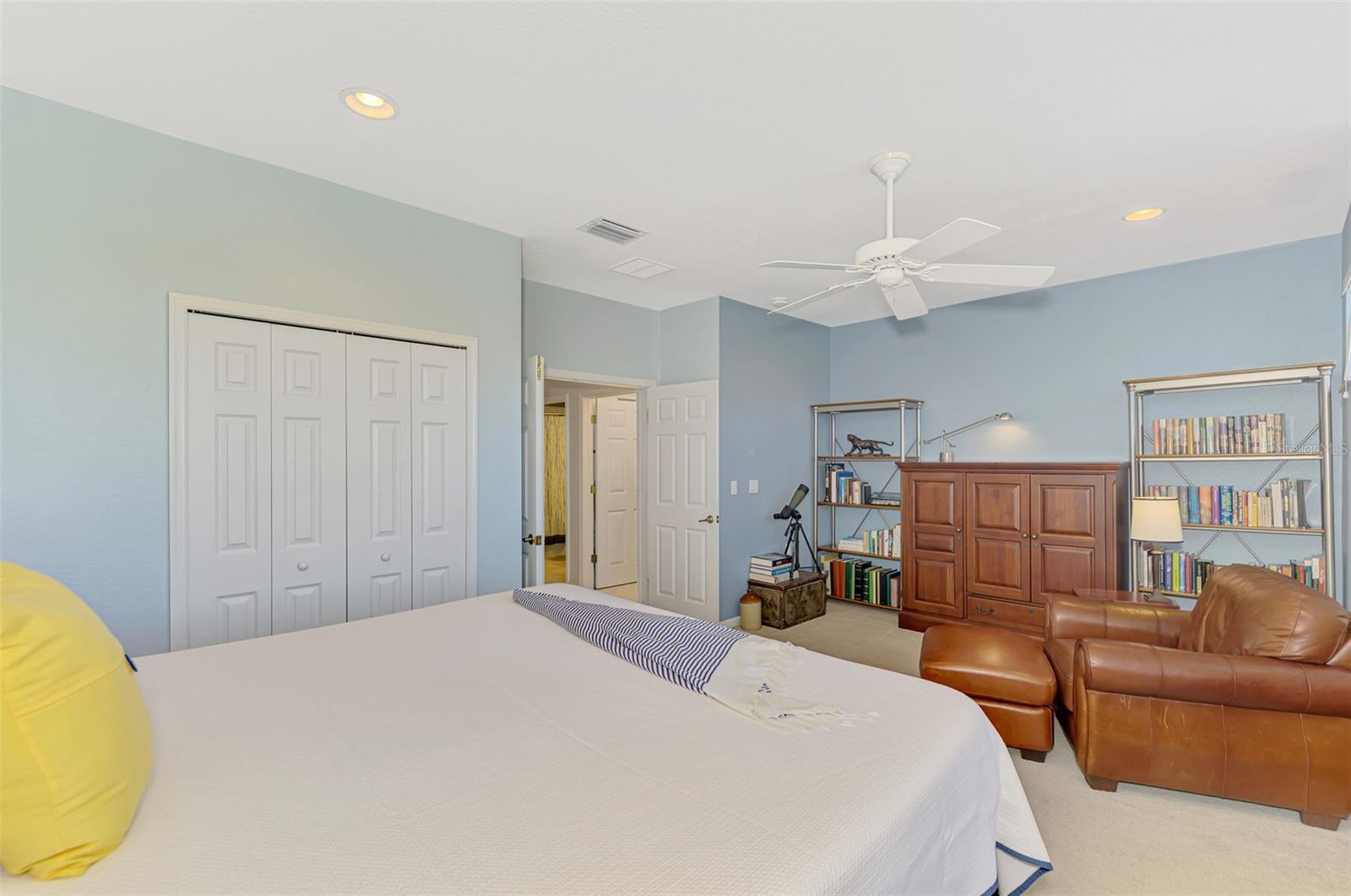 RIVERWOOD - Residential