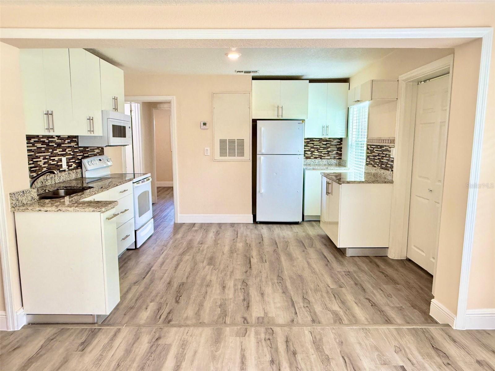 NORMANDY PARK REV - Residential Lease