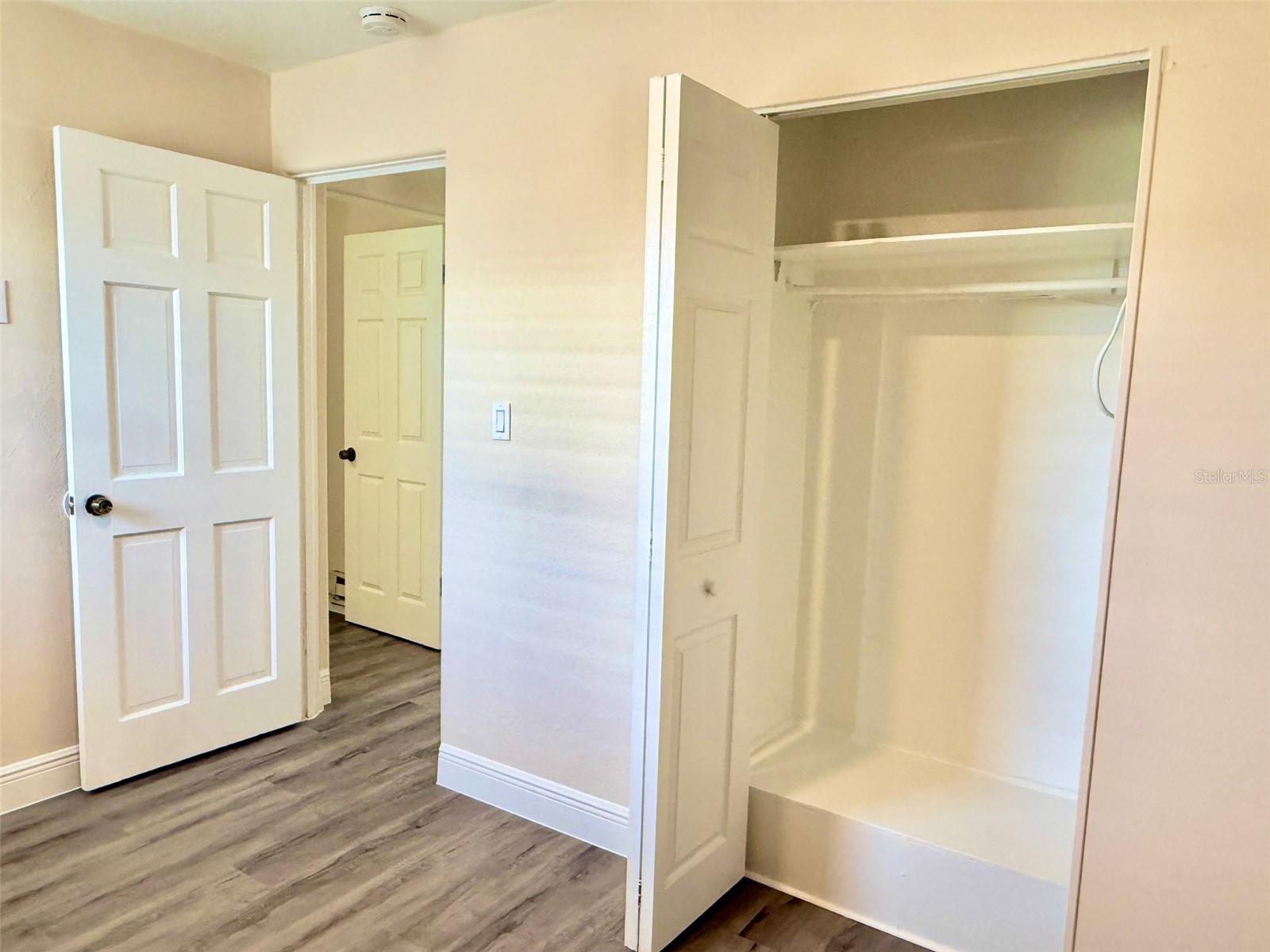 NORMANDY PARK REV - Residential Lease