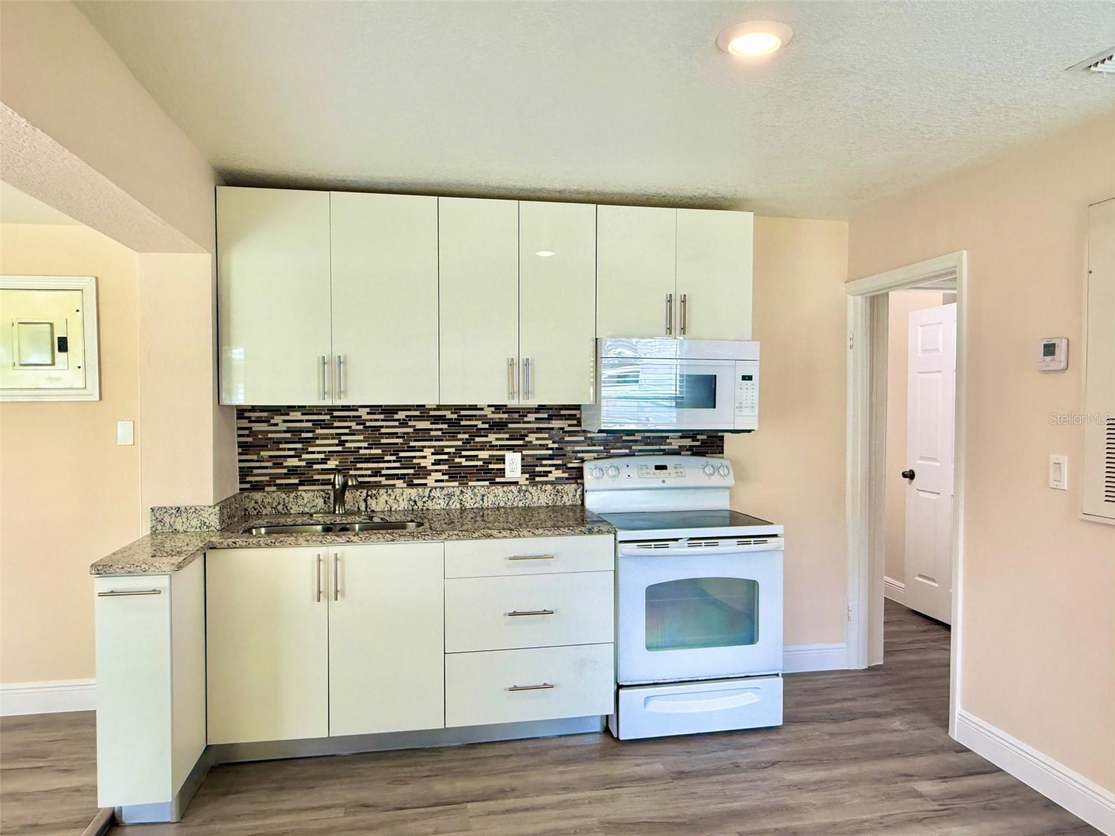 NORMANDY PARK REV - Residential Lease