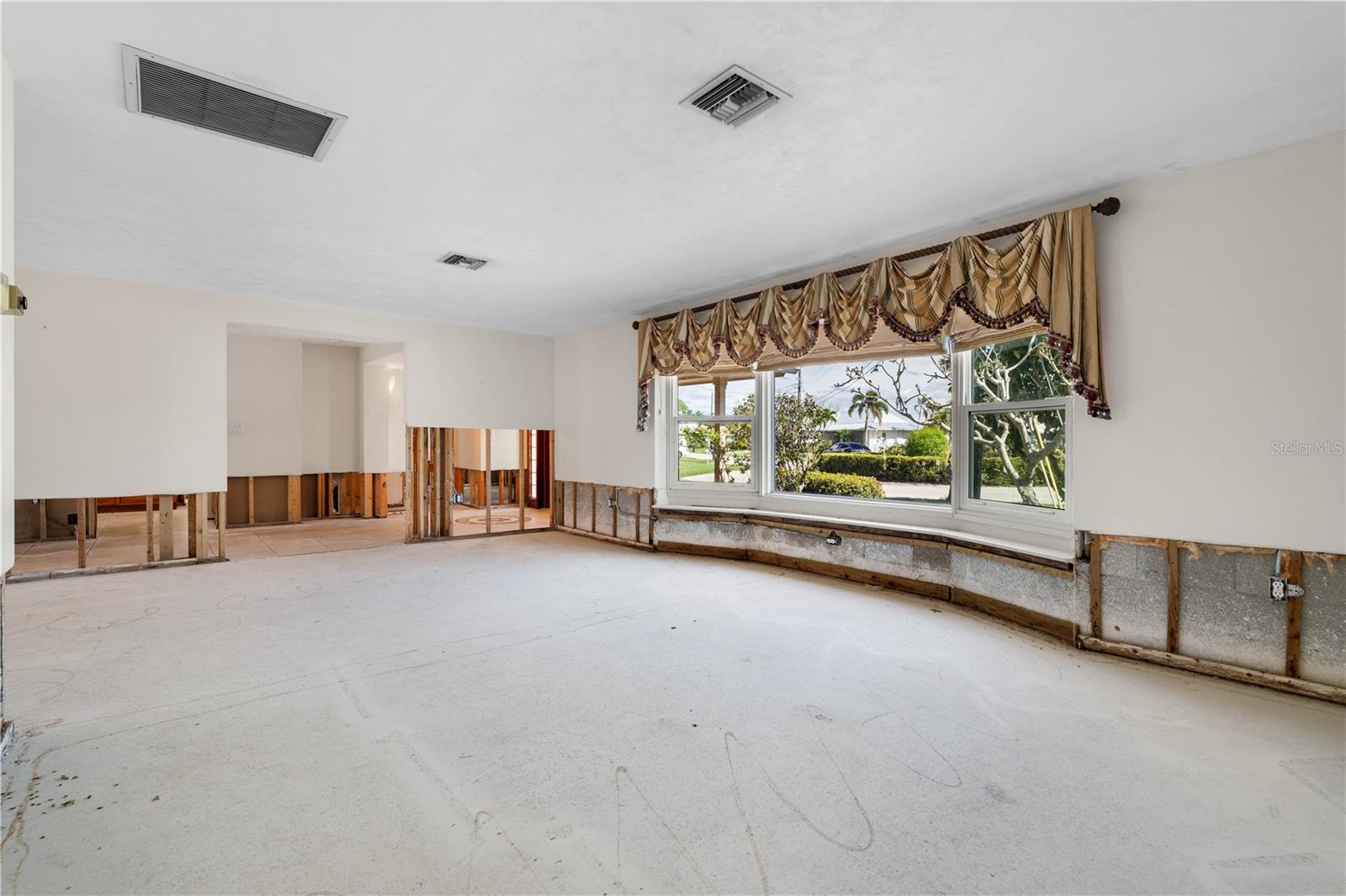 PUNTA GORDA ISLES SEC 04 - Residential