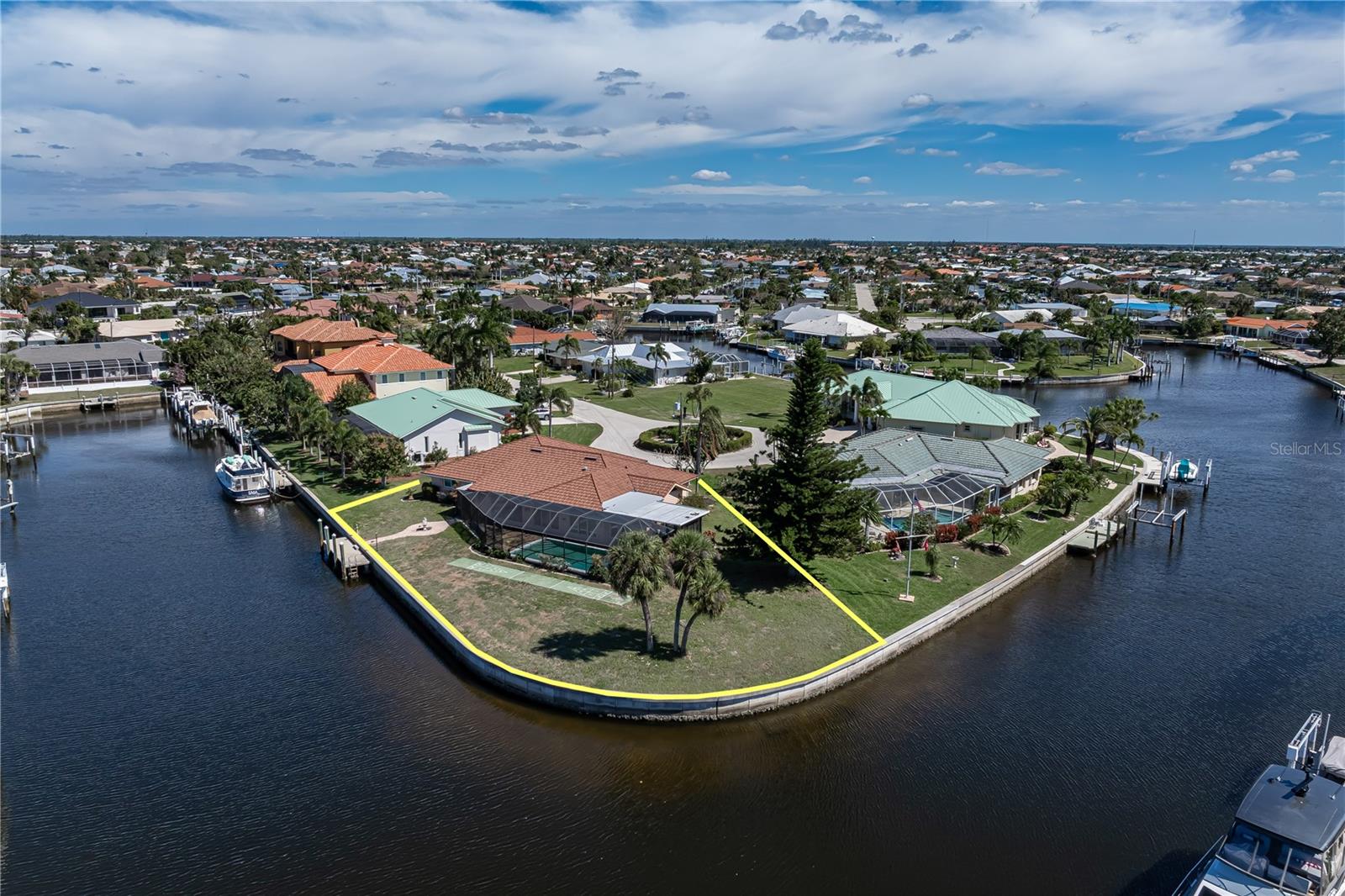 PUNTA GORDA ISLES SEC 04 - Residential