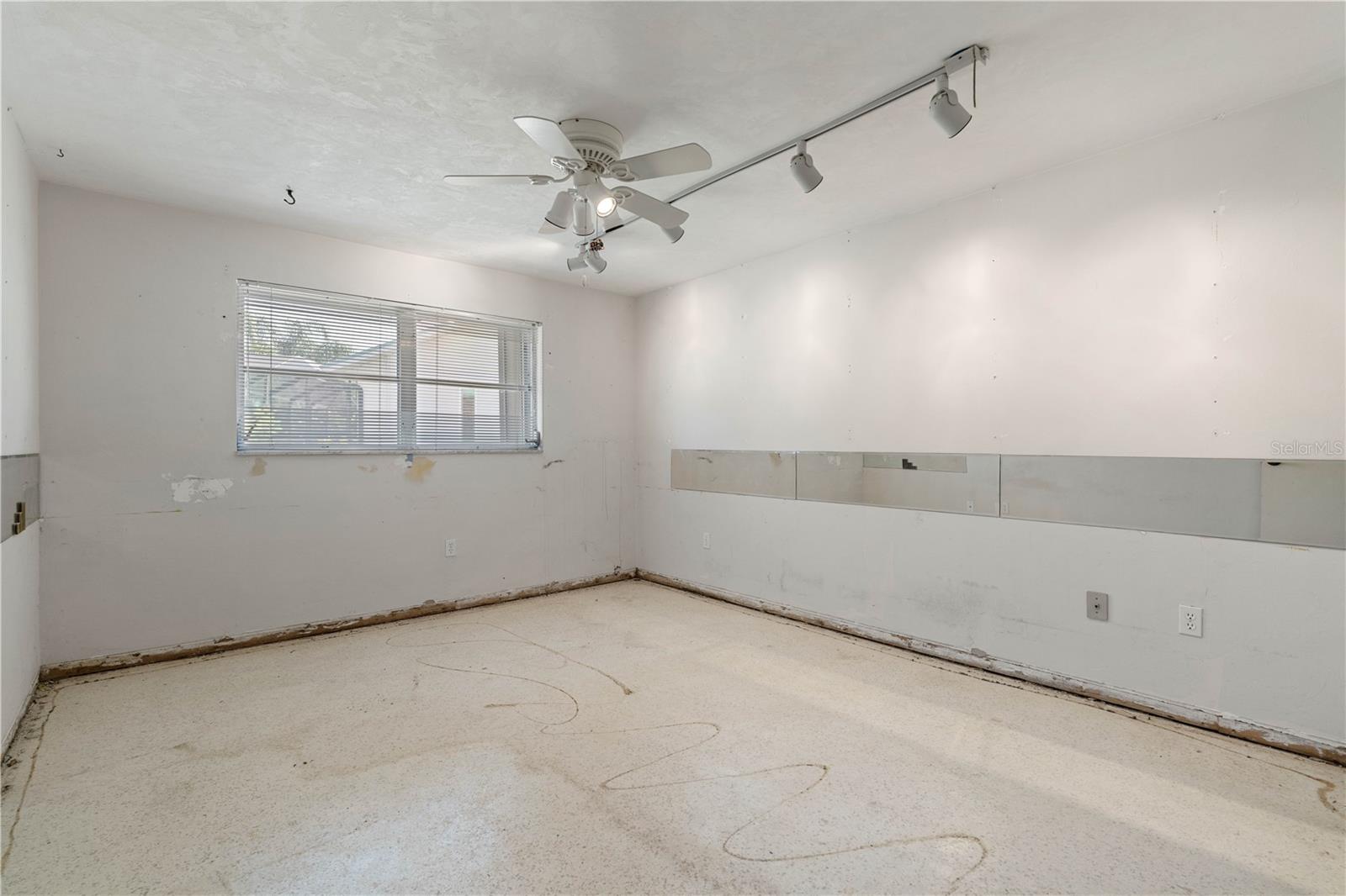 PUNTA GORDA ISLES SEC 04 - Residential