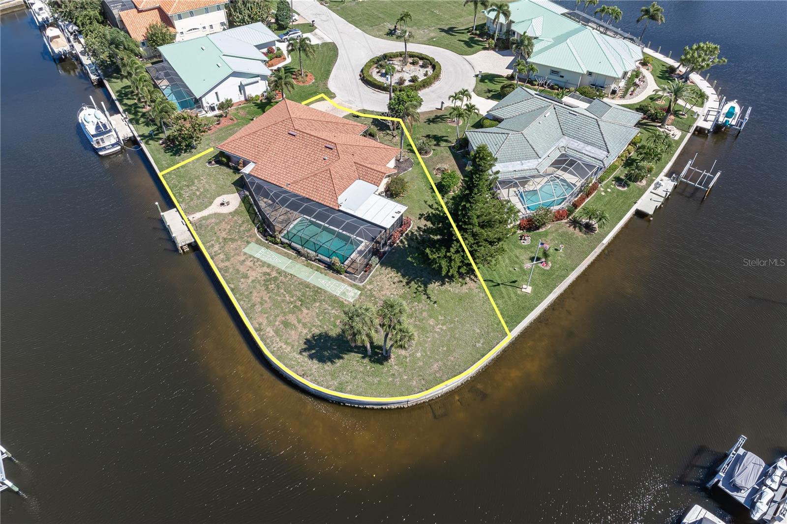 PUNTA GORDA ISLES SEC 04 - Residential