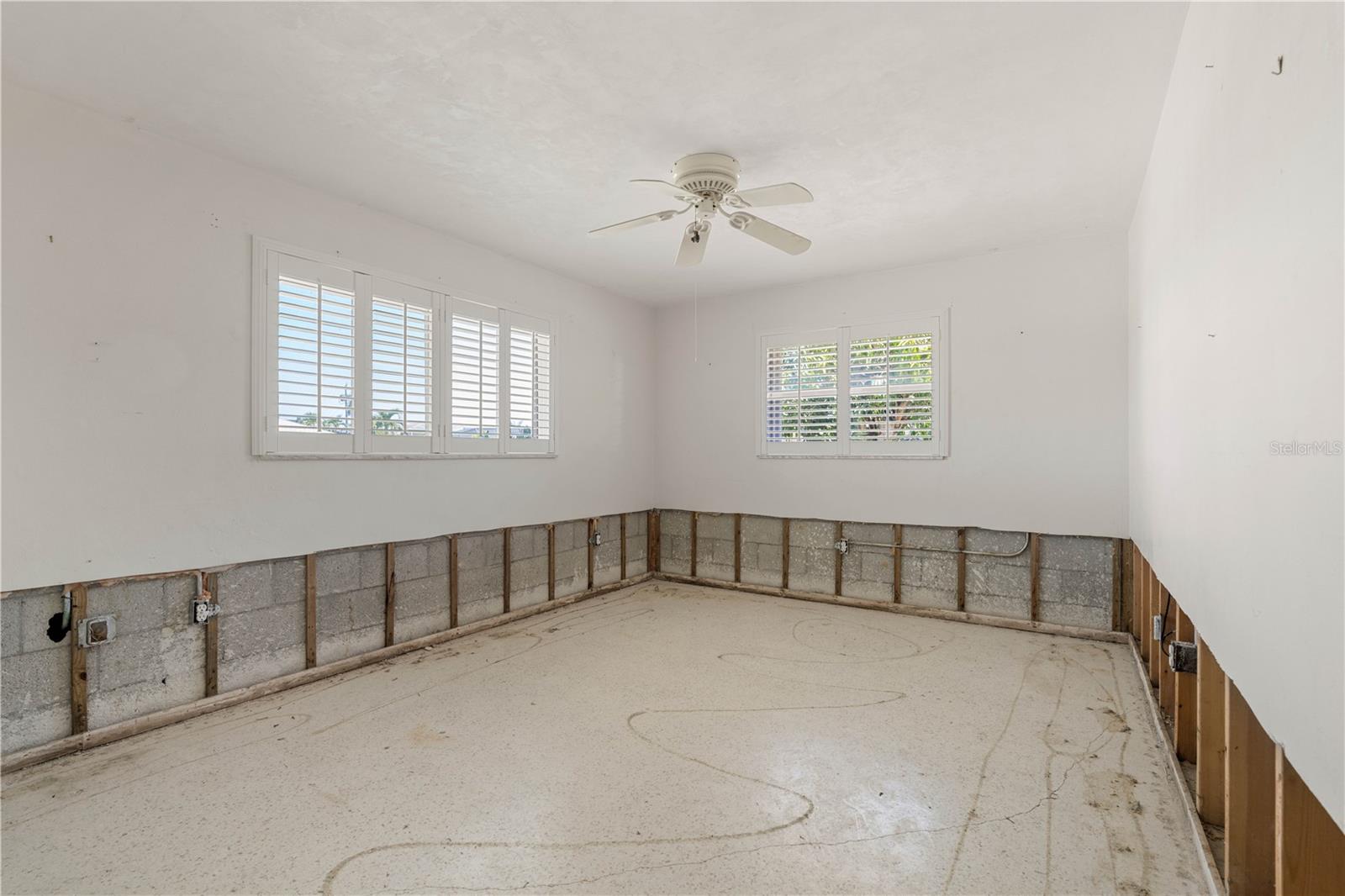 PUNTA GORDA ISLES SEC 04 - Residential