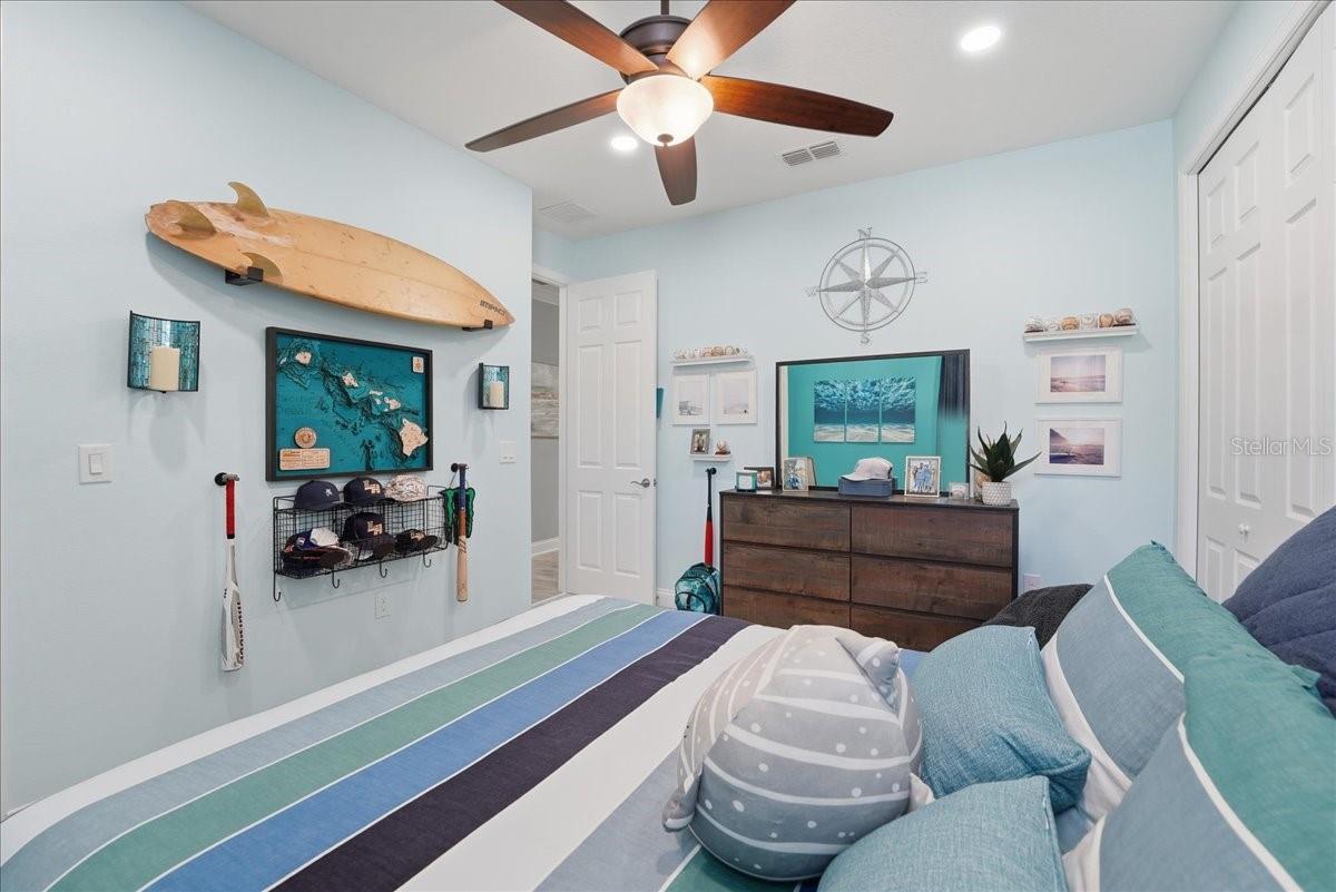 FOSTERS GROVE AT OVIEDO - Residential