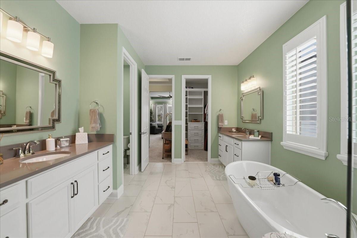 FOSTERS GROVE AT OVIEDO - Residential