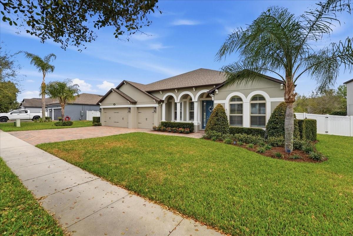 688 FOSTERS GROVE LOOP