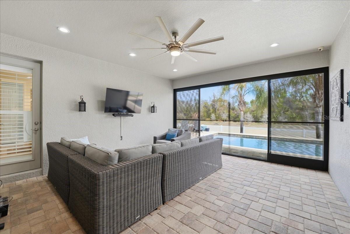 FOSTERS GROVE AT OVIEDO - Residential