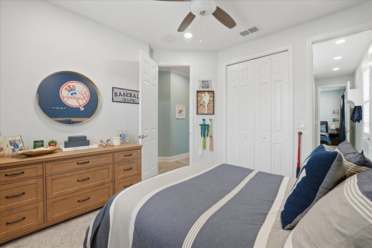 FOSTERS GROVE AT OVIEDO - Residential