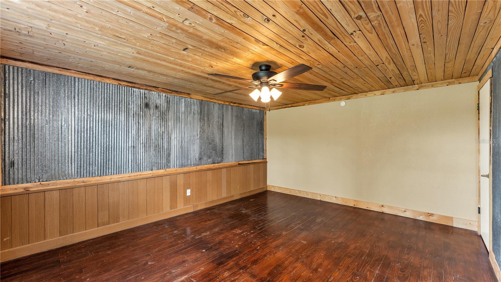 NOT IN SUBDIVISION - Residential Lease