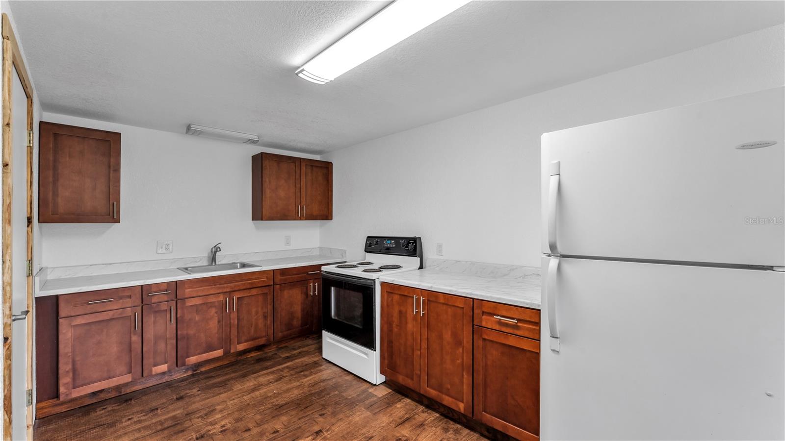 NOT IN SUBDIVISION - Residential Lease