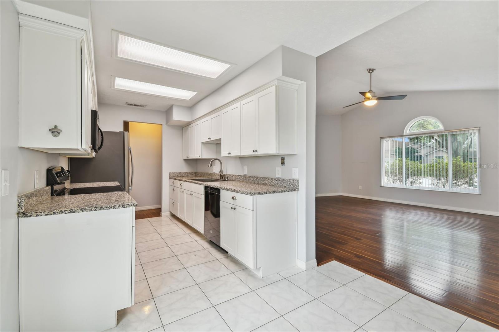 THE WILLOWS UNIT 3 - Residential