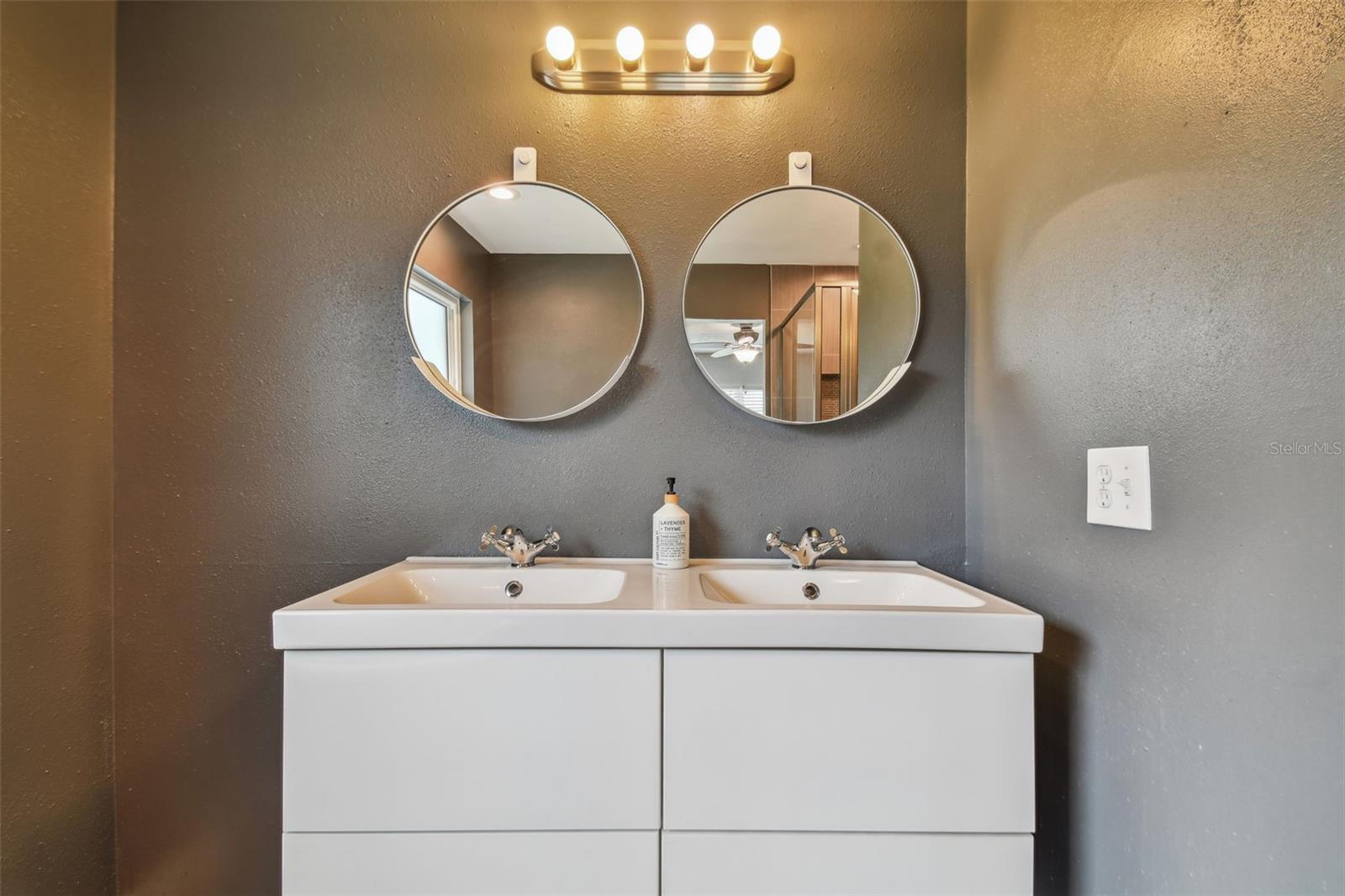 THE WILLOWS UNIT 3 - Residential