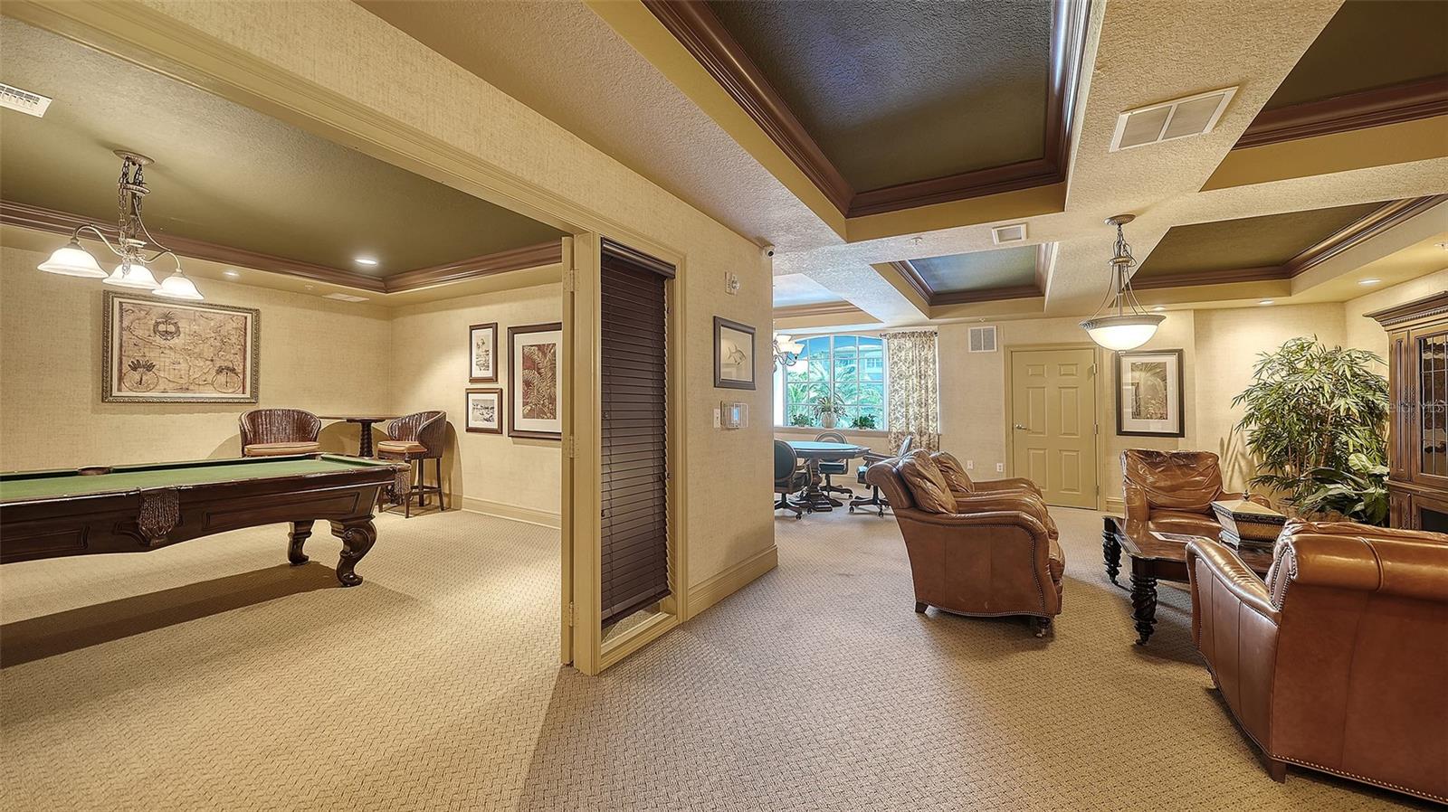 BROADWAY PROMENADE - Residential