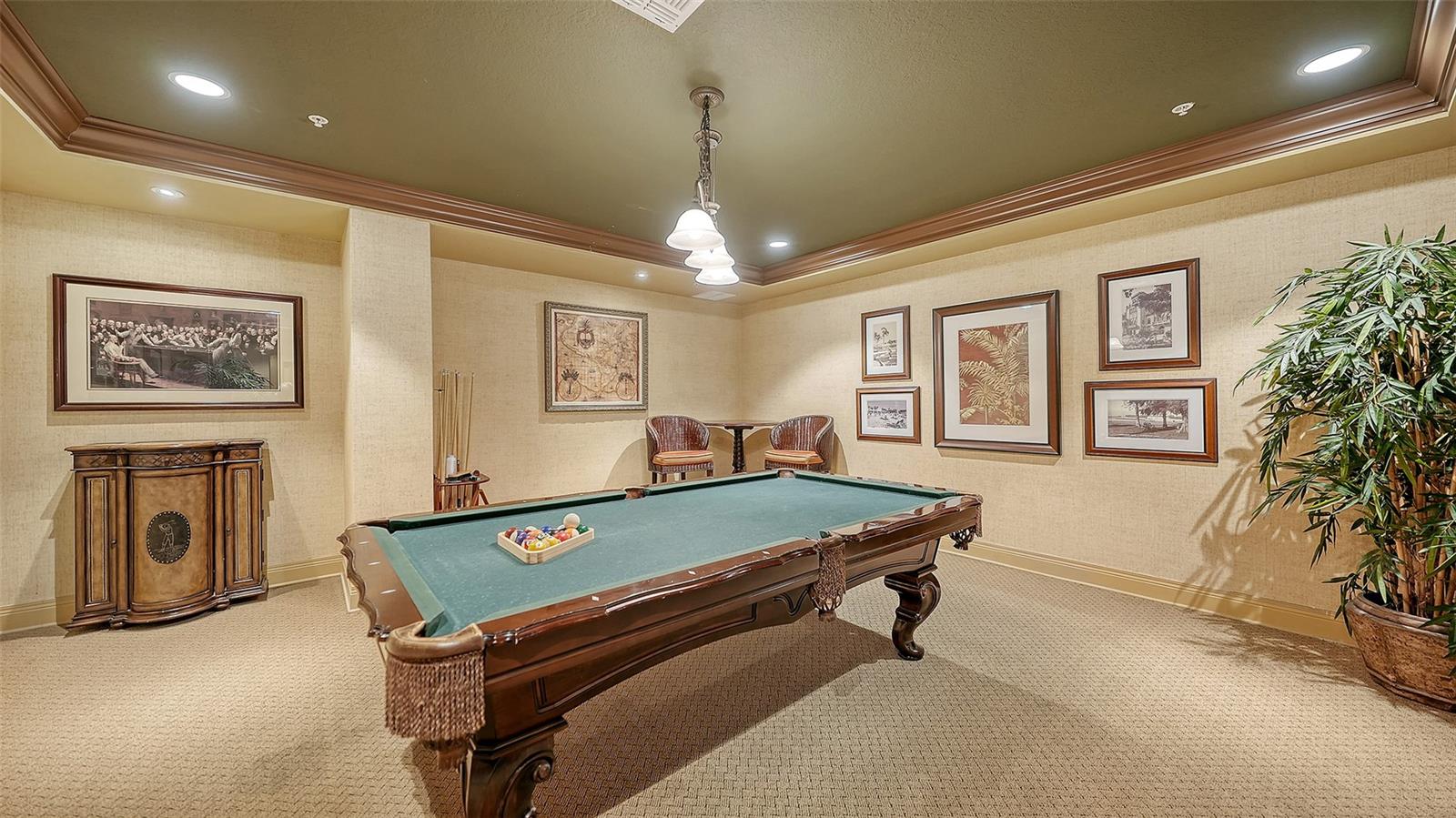 BROADWAY PROMENADE - Residential
