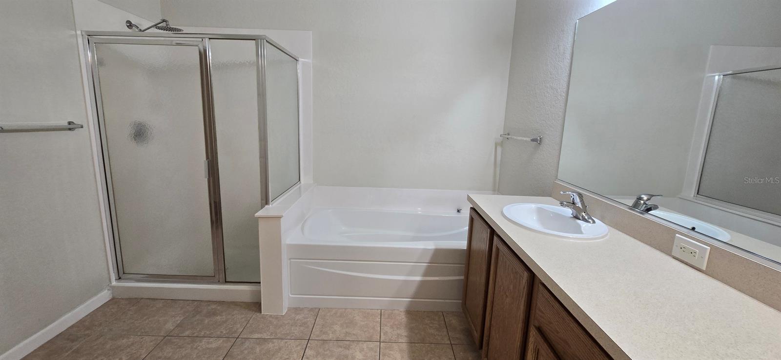 SADDLE CREEK PHASE 2 - Residential Lease