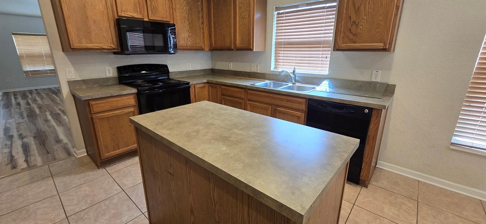 SADDLE CREEK PHASE 2 - Residential Lease