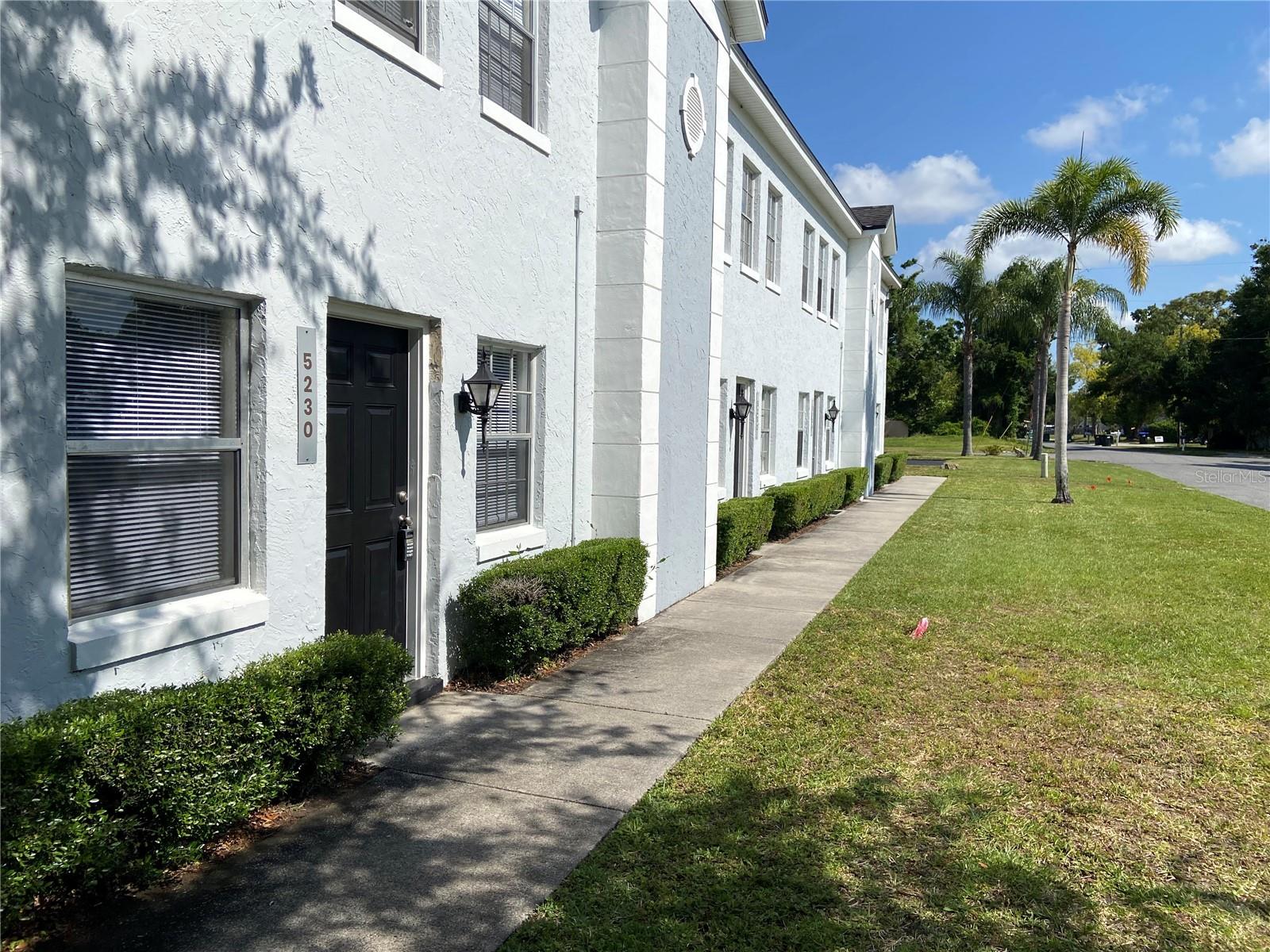 FAIRVIEW SHORES - Residential Lease