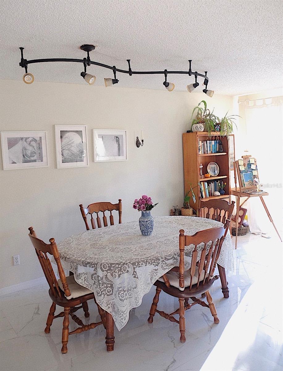 WINDMILL POINTE - Residential Lease