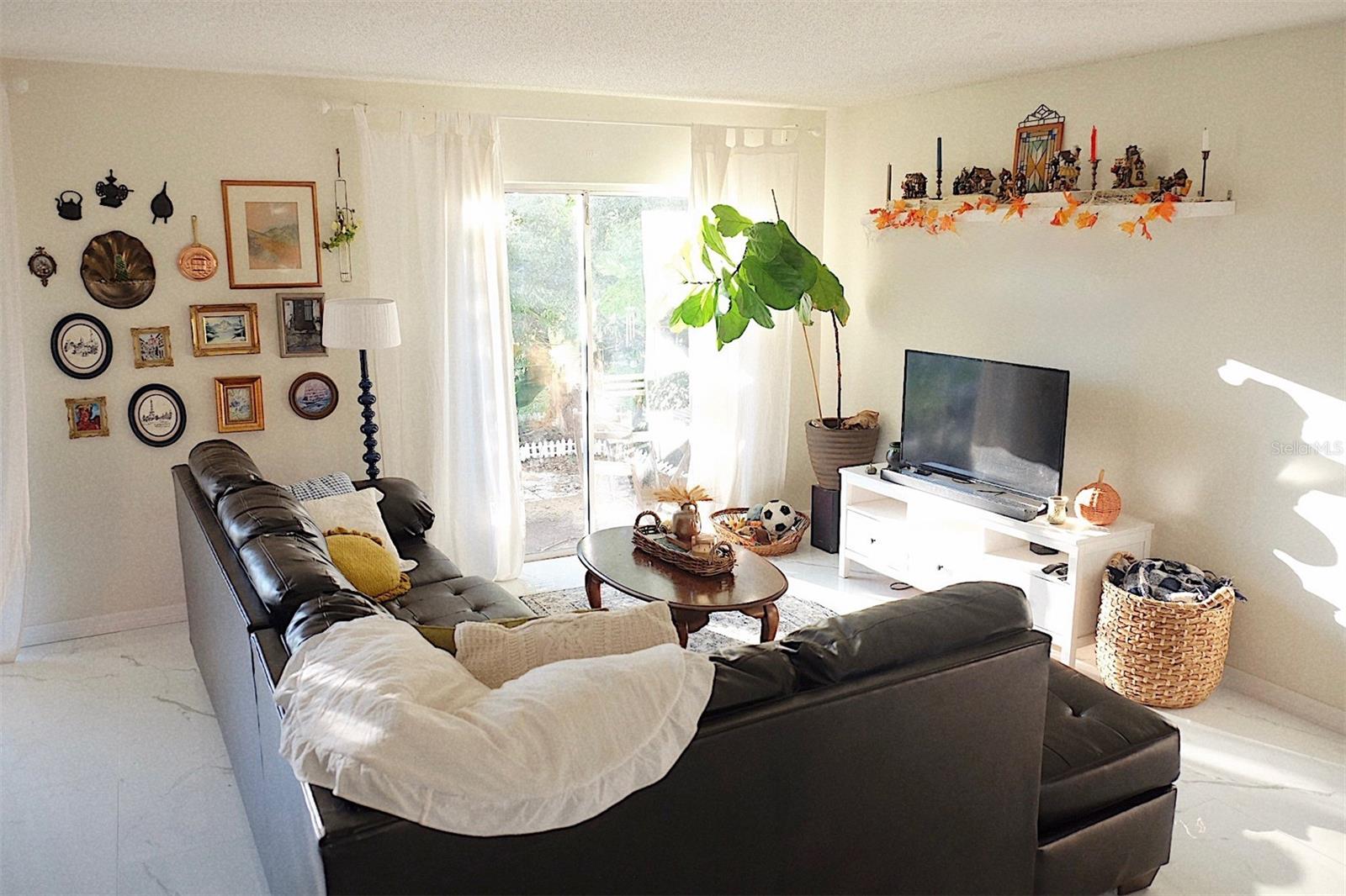 WINDMILL POINTE - Residential Lease